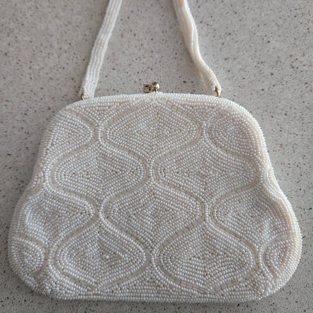 RICHERE BAG BY WALBORG BEADED 60'S BAG